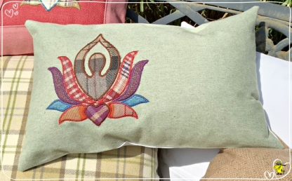 Think Yoga Cushion - Image 4