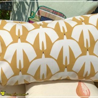 Scion Pajaro Cushion