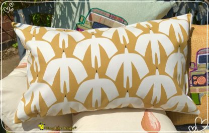 Scion Pajaro Cushion