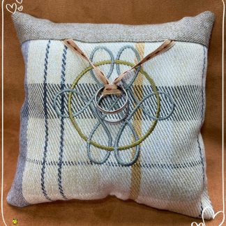 Ring Display Cushion