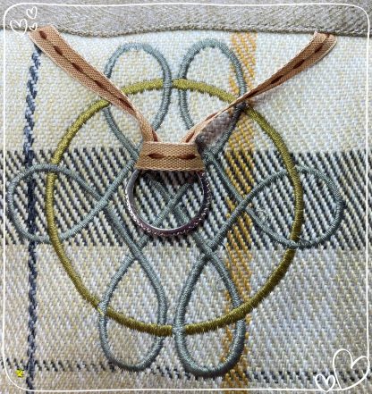 Ring Display Cushion - Image 5