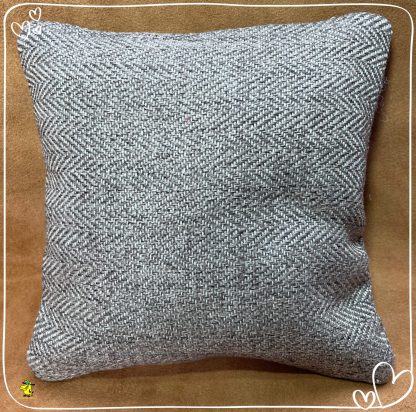 Ring Display Cushion - Image 8