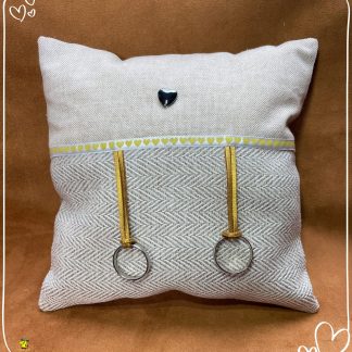Ring Display Cushion