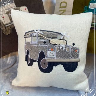 Wedding 4WD Vehicle Cushion
